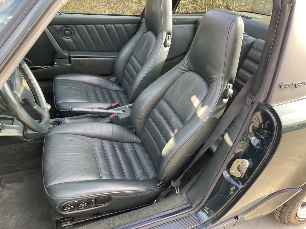 Porsche 964 Carrera 4