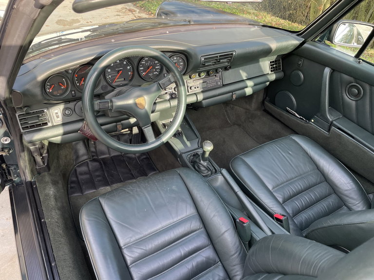 Porsche 964 Carrera 4