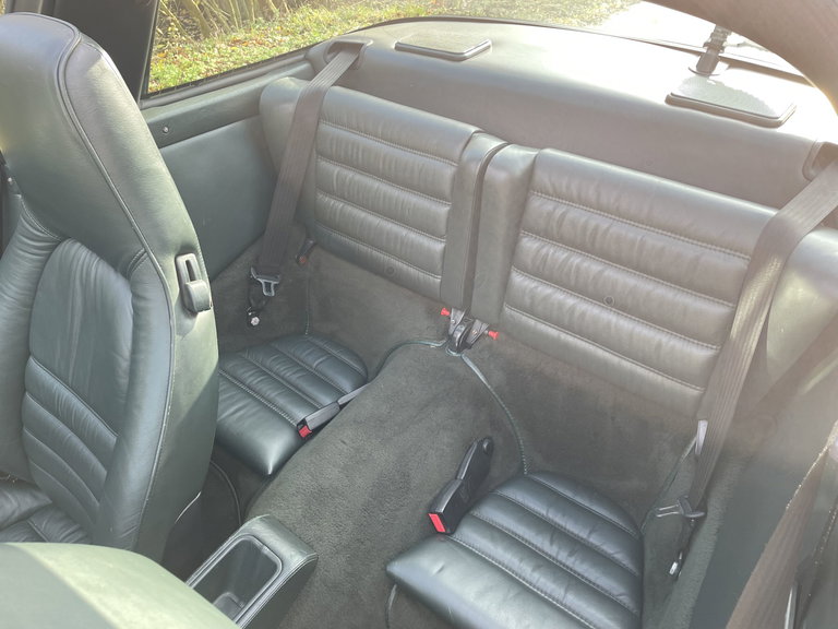 Porsche 964 Carrera 4