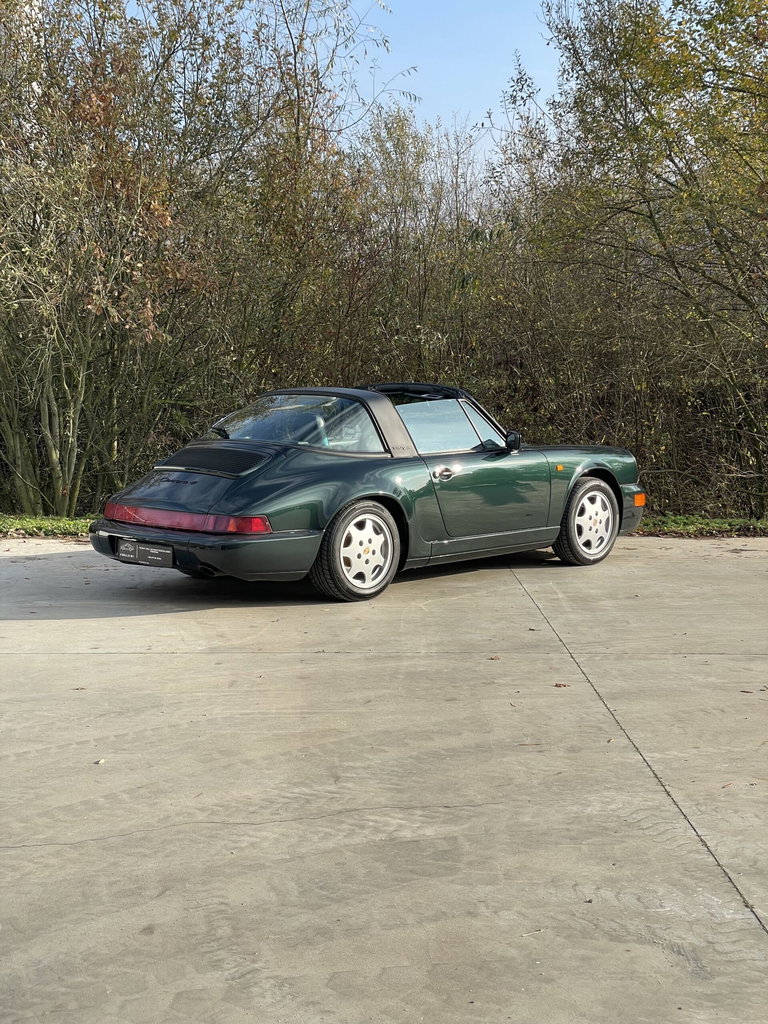 Porsche 964 Carrera 4
