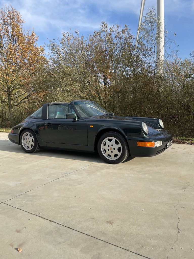 Porsche 964 Carrera 4