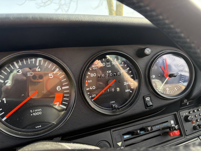 Porsche 911 Carrera 3.2