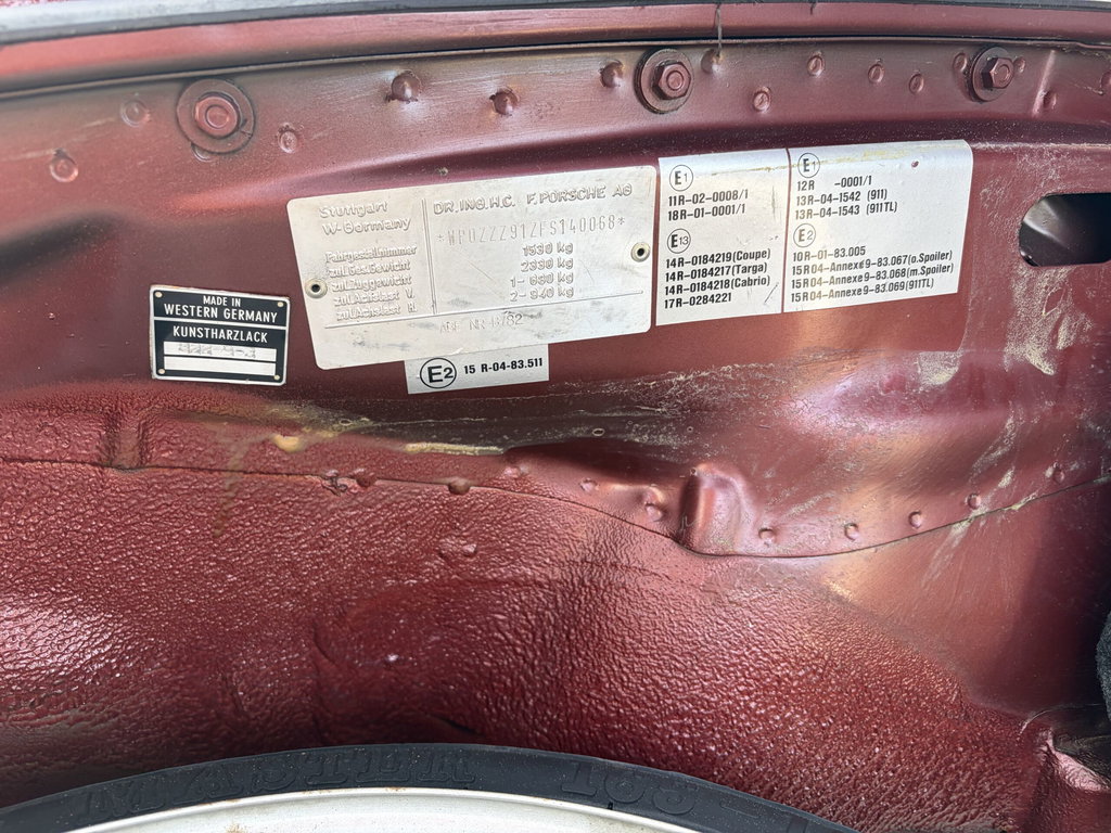 Porsche 911 Carrera 3.2