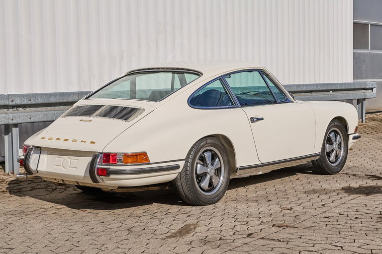 Porsche 911 S (F-Modell)