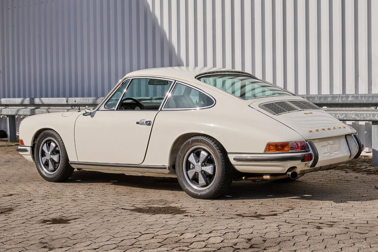 Porsche 911 S (F-Modell)
