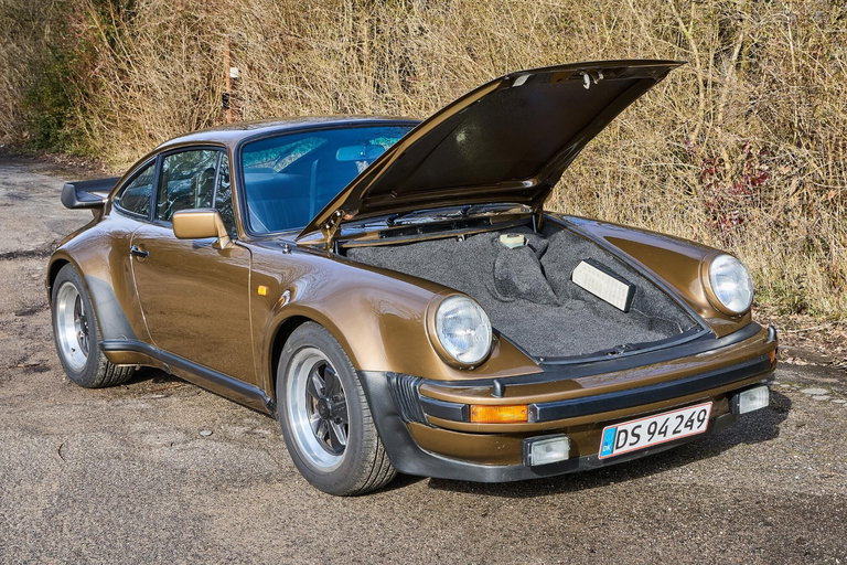 Porsche 911 Turbo 3.3