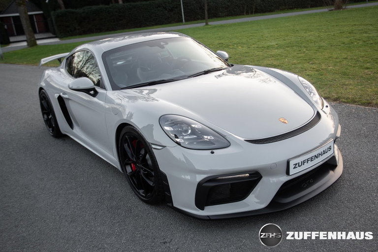 Porsche 718 Cayman GT4