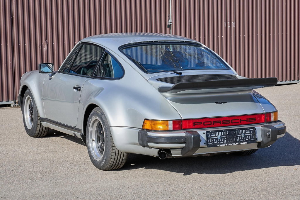 Porsche 911 Turbo 3.0