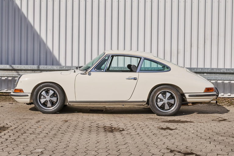 Porsche 911 S (F-Modell)