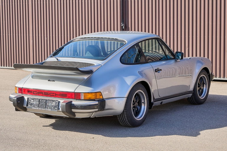 Porsche 911 Turbo 3.0