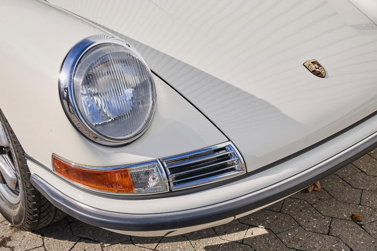 Porsche 911 S (F-Modell)