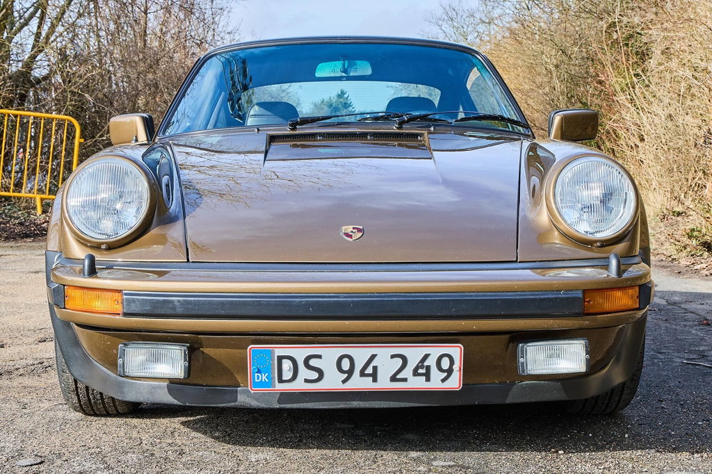 Porsche 911 Turbo 3.3