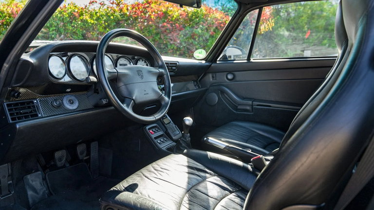 Porsche 993 Carrera 4S