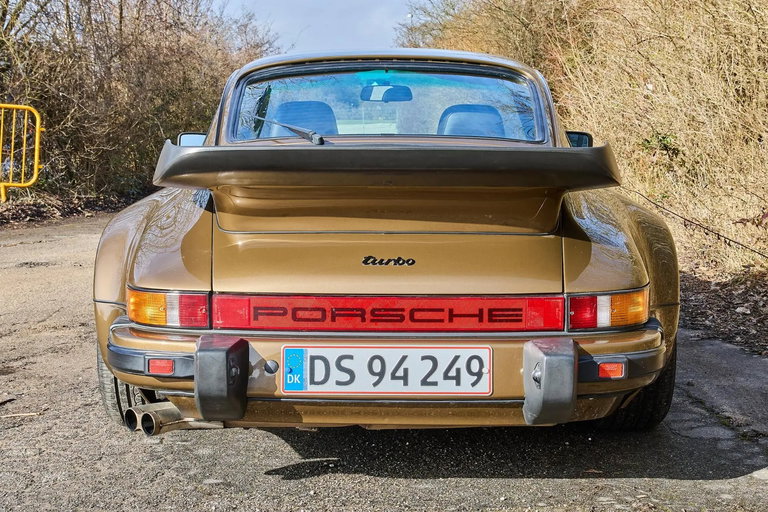 Porsche 911 Turbo 3.3