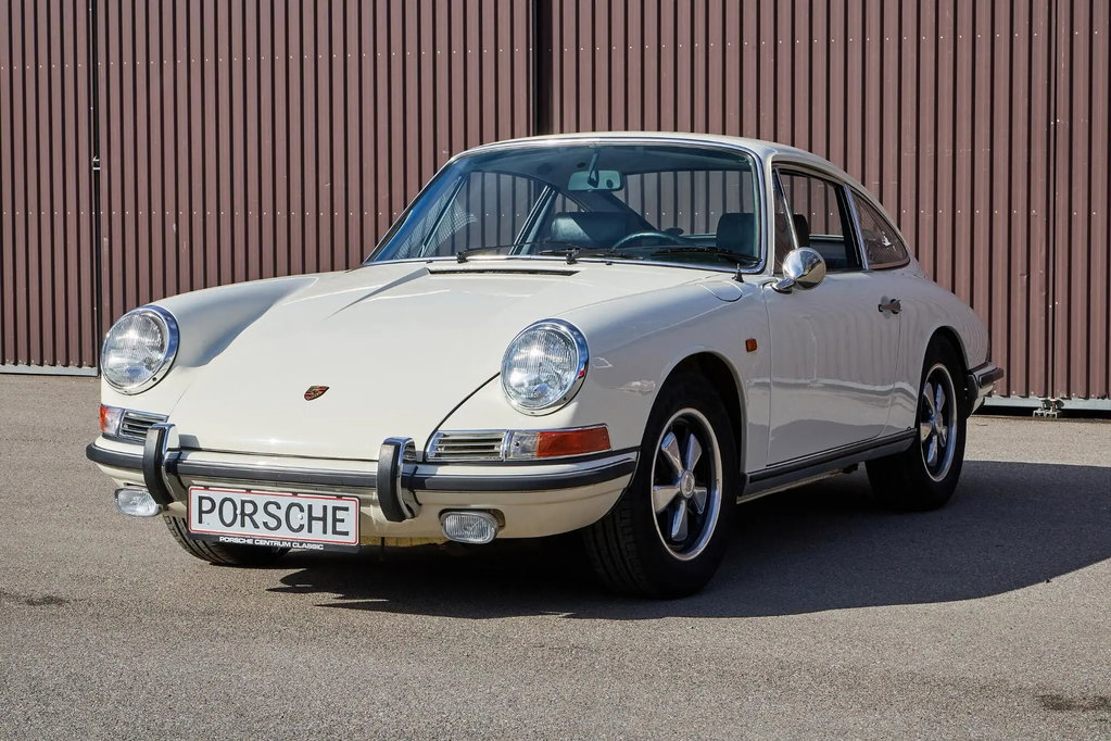 Porsche 911 S (F-Modell)