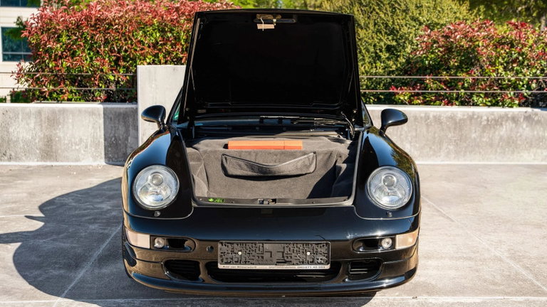 Porsche 993 Carrera 4S