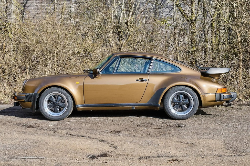 Porsche 911 Turbo 3.3