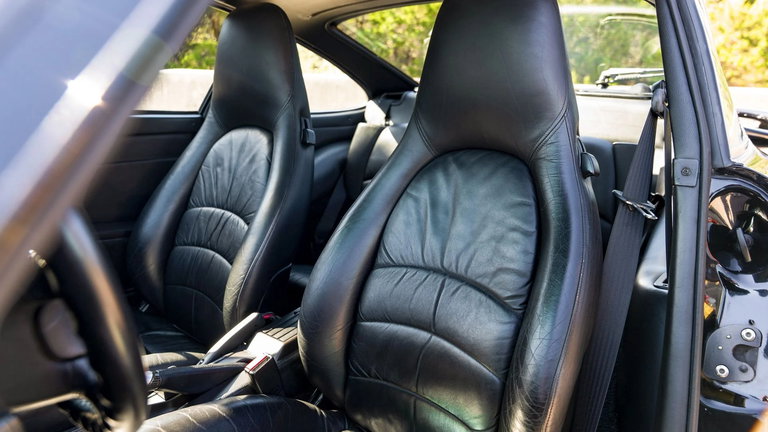 Porsche 993 Carrera 4S