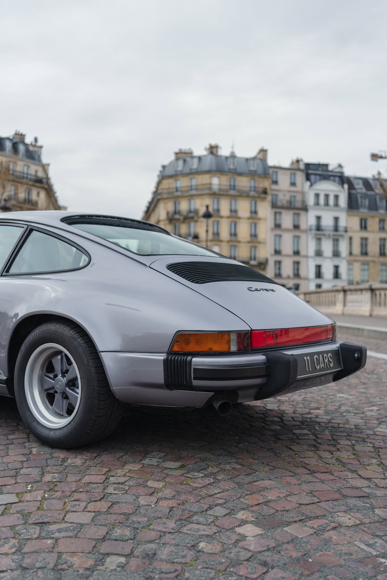 Porsche 911 Carrera 3.2