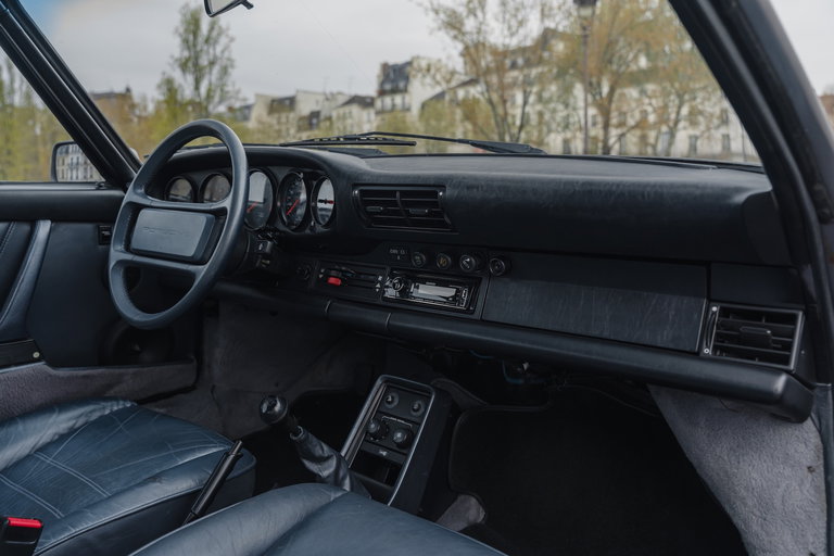 Porsche 911 Carrera 3.2