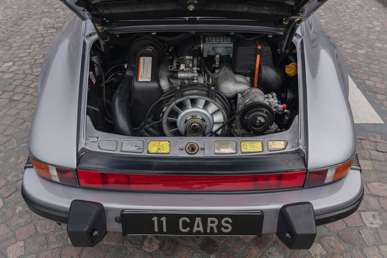 Porsche 911 Carrera 3.2