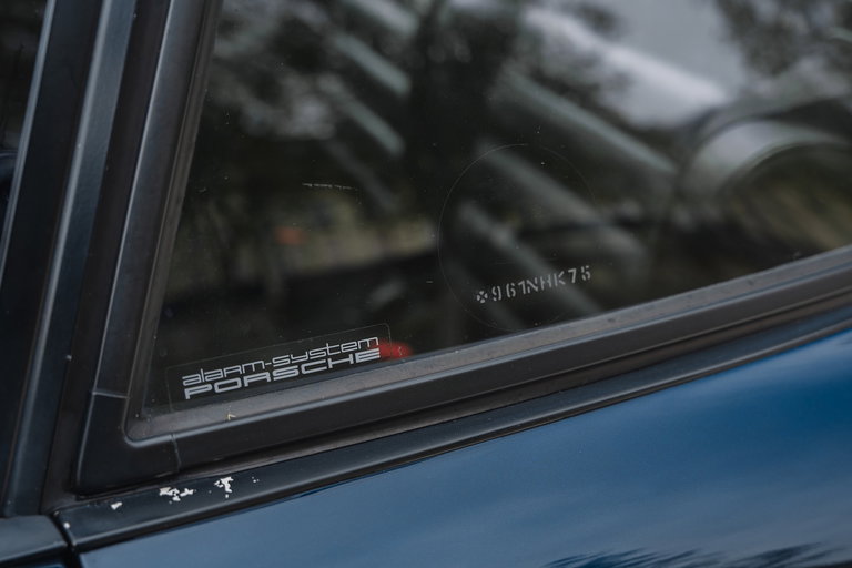 Porsche 964 Carrera 4