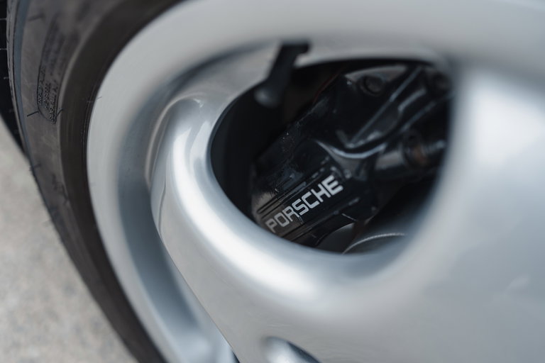 Porsche 964 Carrera 4