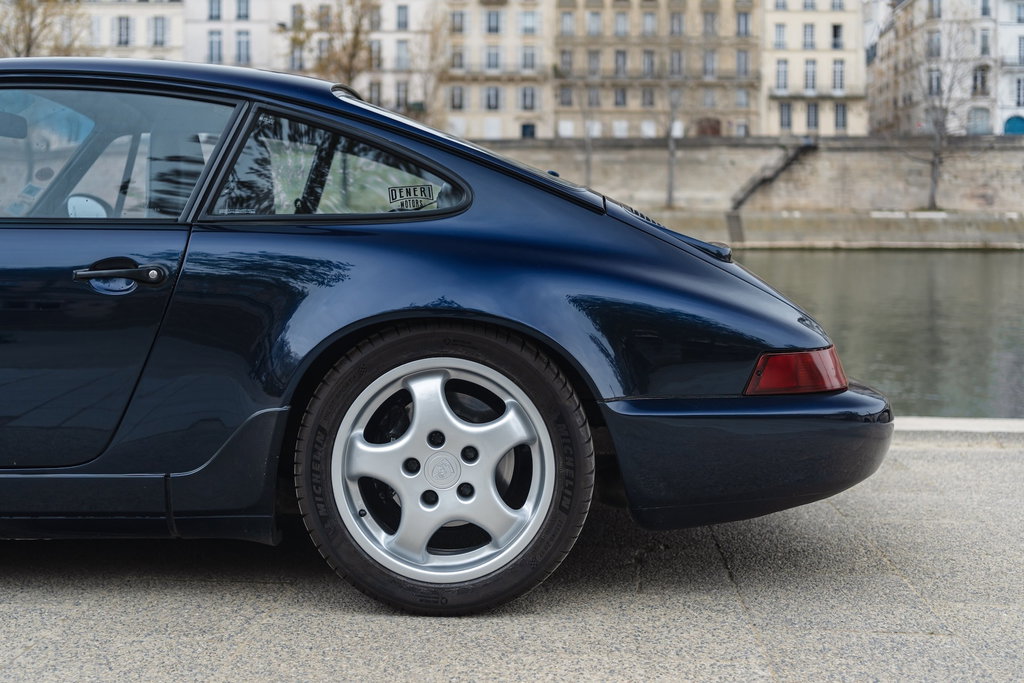 Porsche 964 Carrera 4
