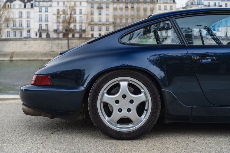 Porsche 964 Carrera 4