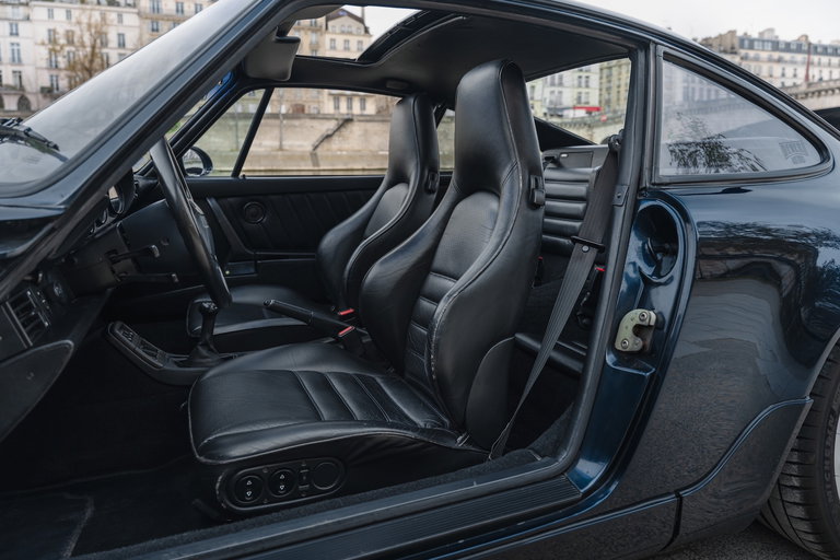 Porsche 964 Carrera 4