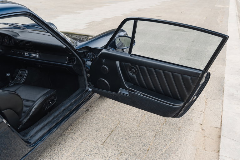 Porsche 964 Carrera 4