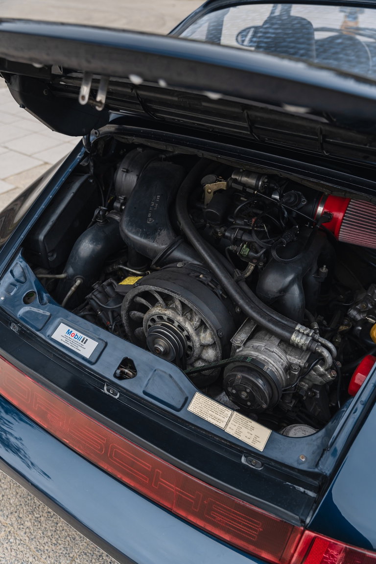 Porsche 964 Carrera 4
