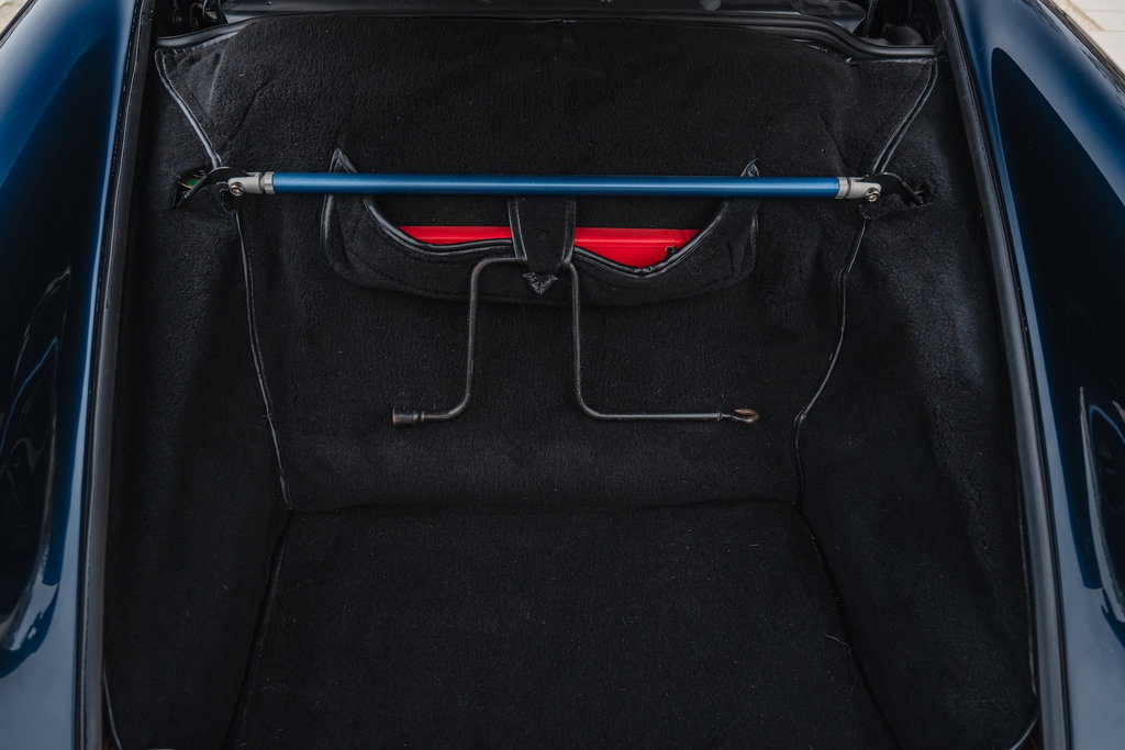 Porsche 964 Carrera 4