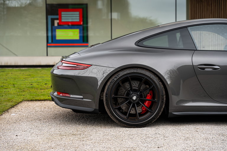 Porsche 991.2 GT3 Touring