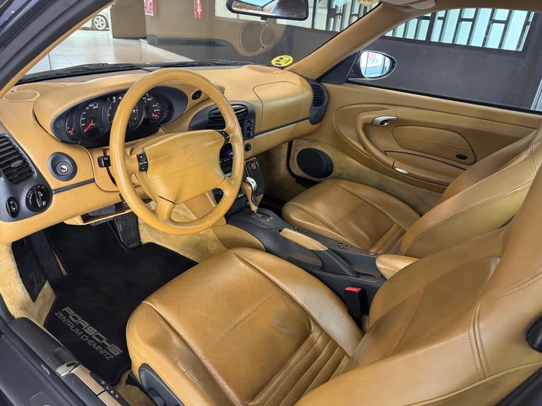 Porsche 996 Carrera