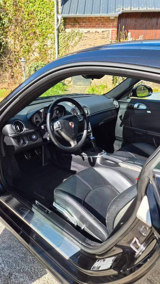 Porsche 987 Cayman S