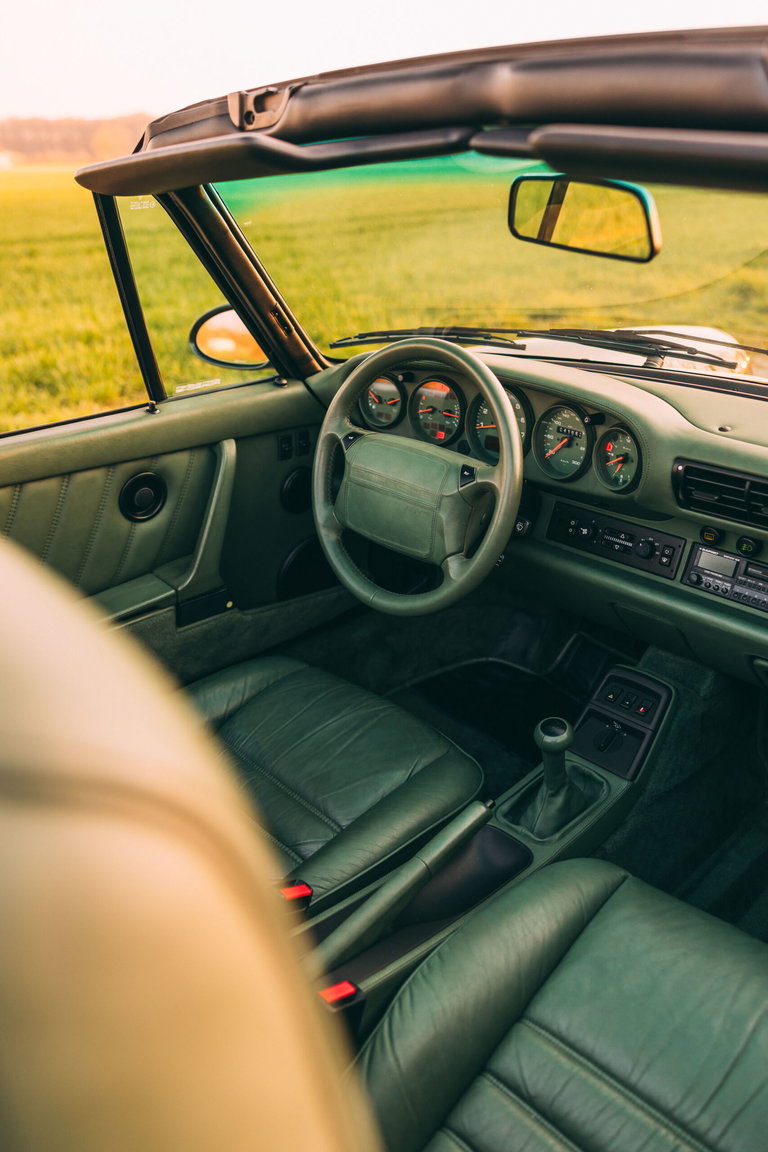 Porsche 964 Carrera 2 Cabrio WTL
