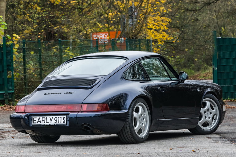 Porsche 964 Carrera RS