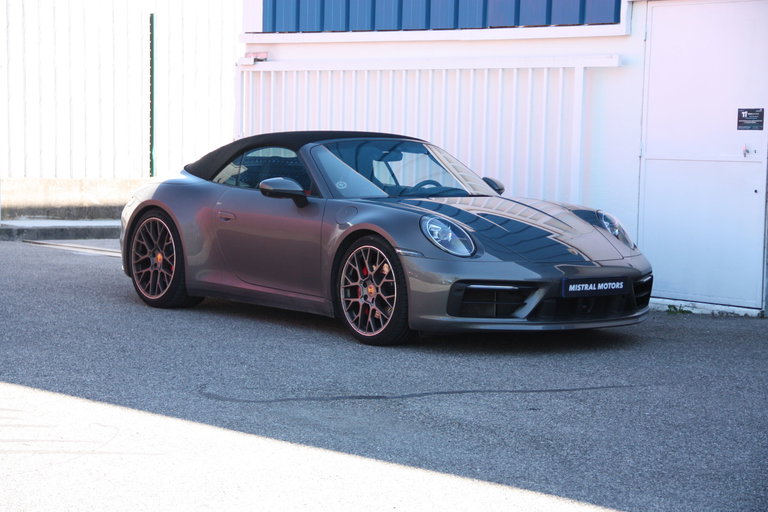 Porsche 992 Carrera 4S
