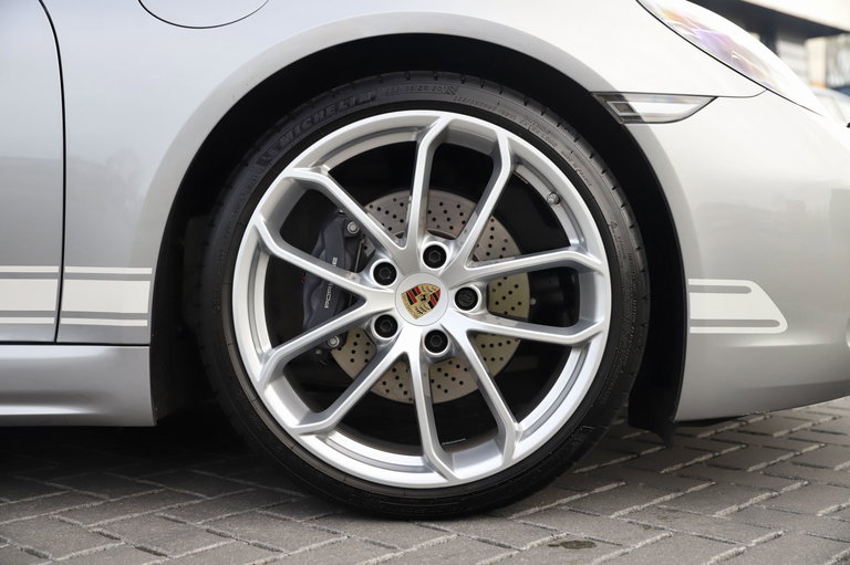 Porsche 718 Boxster Style Edition