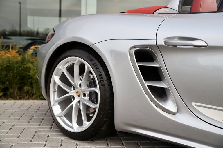 Porsche 718 Boxster Style Edition