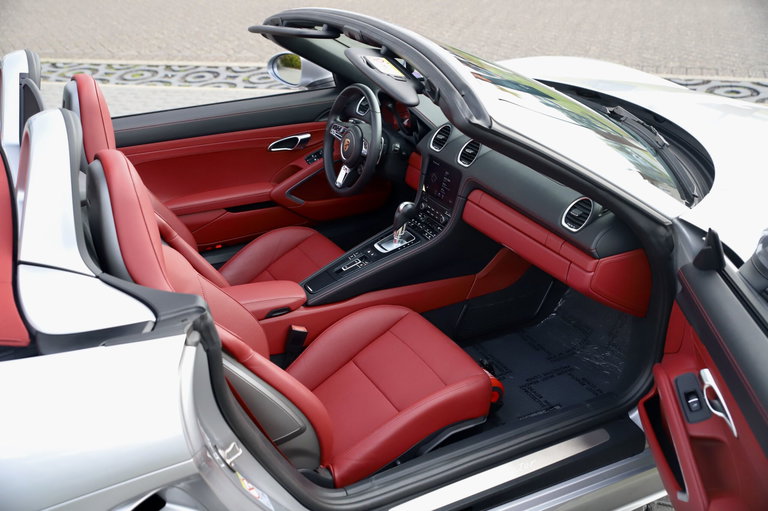 Porsche 718 Boxster Style Edition