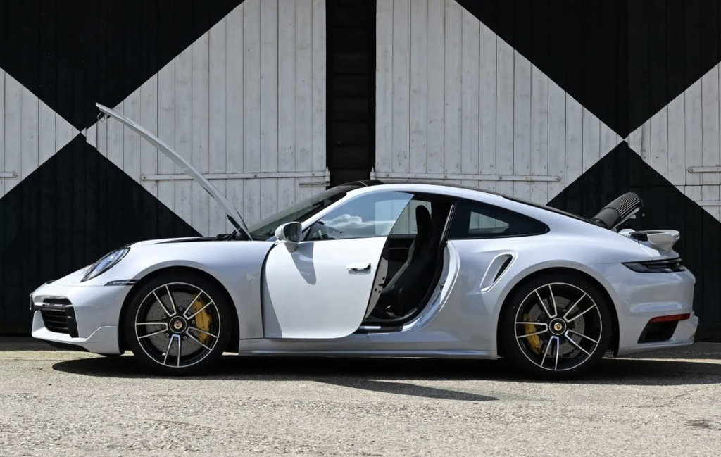 Porsche 992 Turbo S