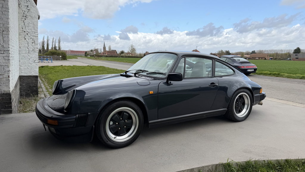 Porsche 911 Carrera 3.2