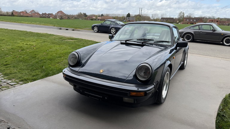 Porsche 911 Carrera 3.2