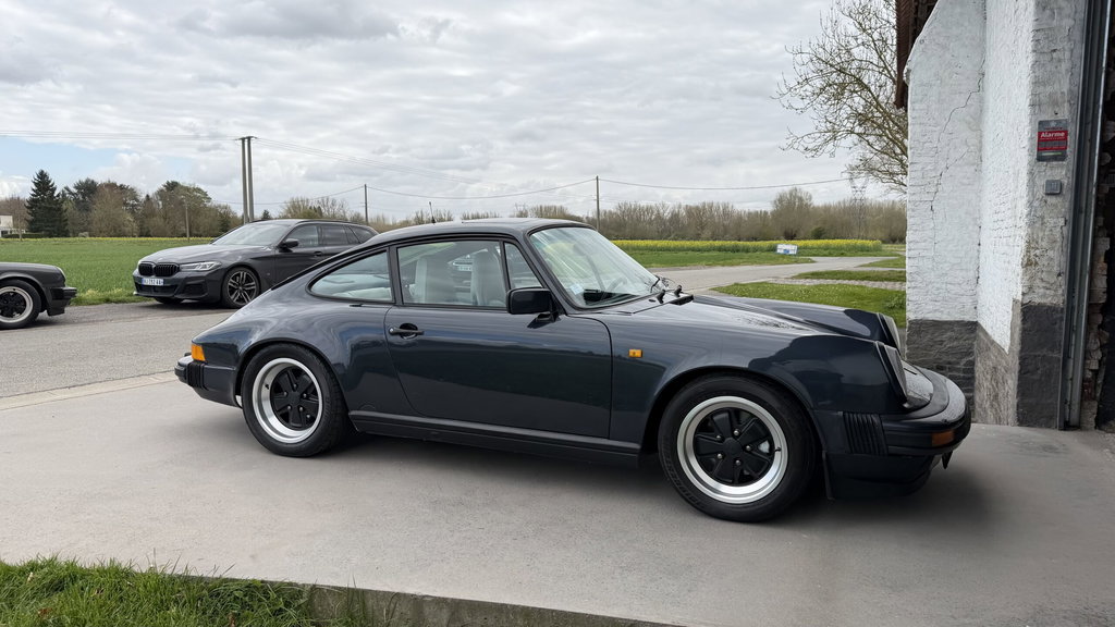 Porsche 911 Carrera 3.2