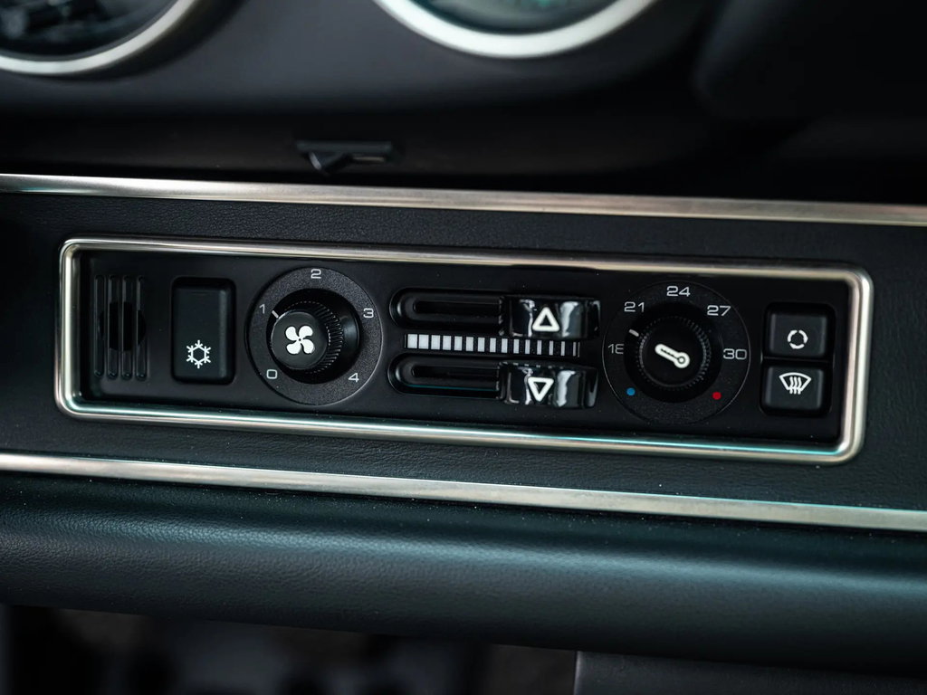 Porsche 911 Reimagined by Singer