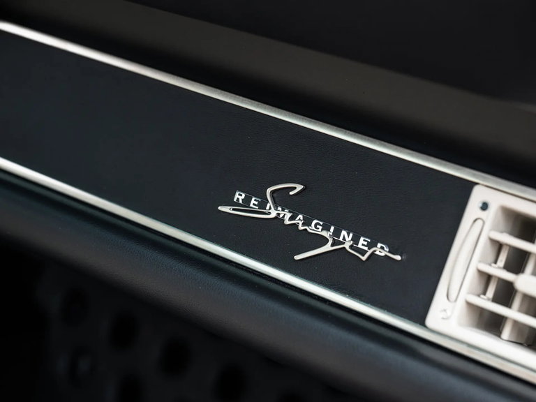 Porsche 911 Reimagined by Singer