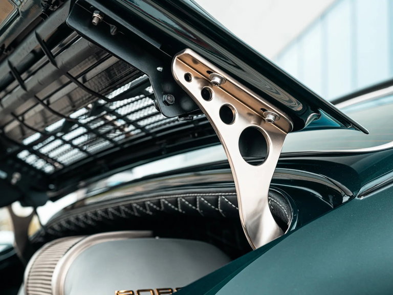 Porsche 911 Reimagined by Singer