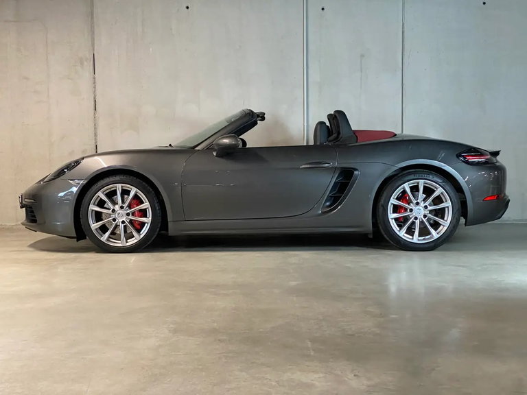 Porsche 718 Boxster S